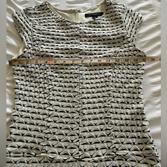 Sharagano fit and flare midi dress - size 4P - Picture 12 of 12